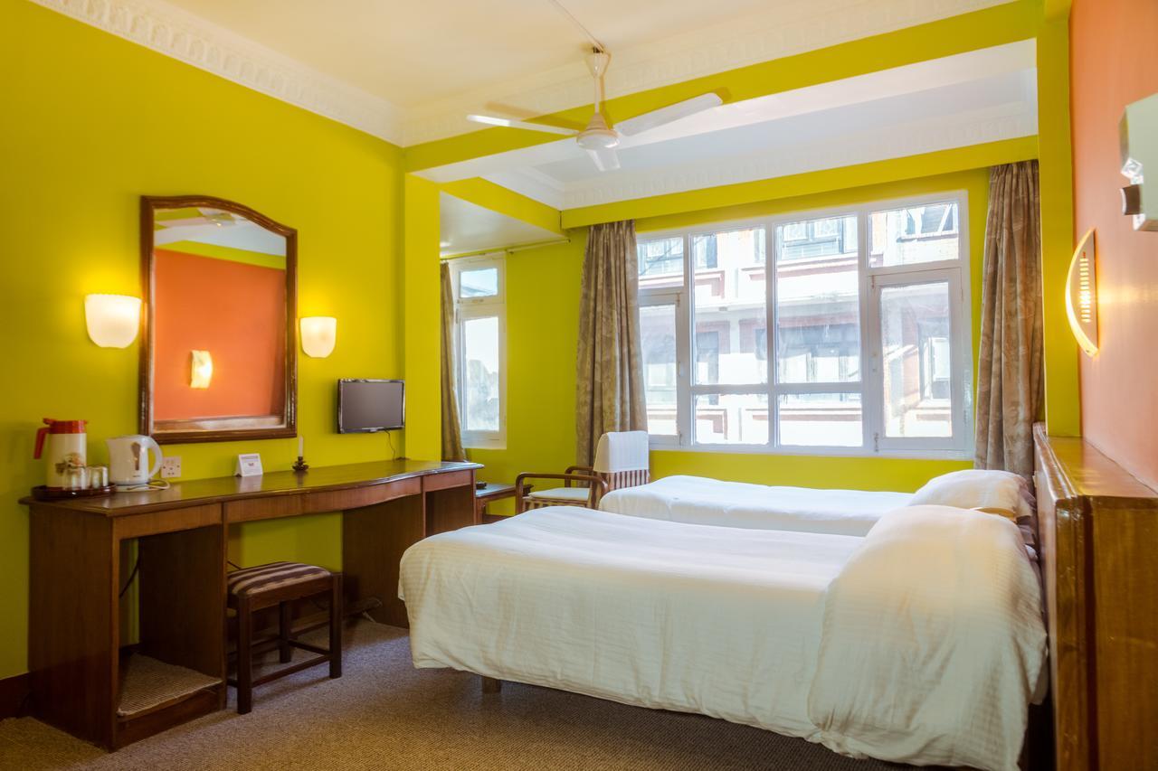 Harati Manor Inn Катманду Екстер'єр фото