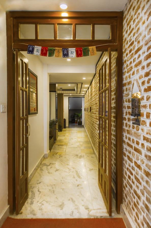 Harati Manor Inn Катманду Екстер'єр фото